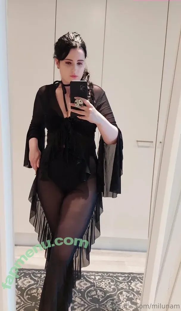 milunam nude photo #0005 (milunam)