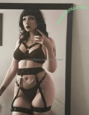 milxluvr / charlxvesmilk / govassignedgoth nude photo #0017