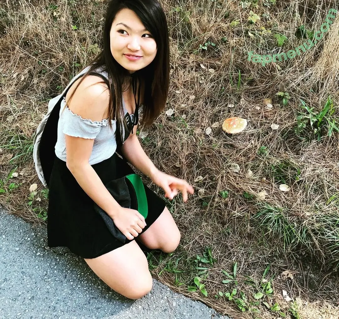 Mimee Xu nude photo #0121 (messeniax)