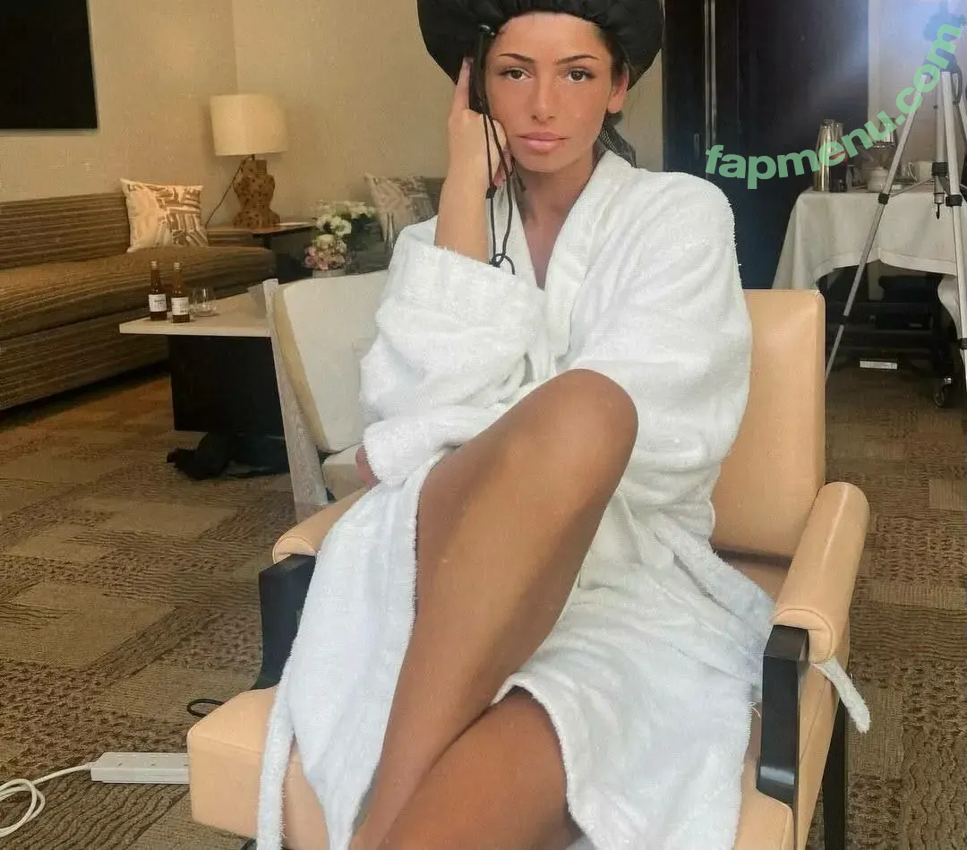 Mimi Keene nude photo #0238 (mimikeene3)