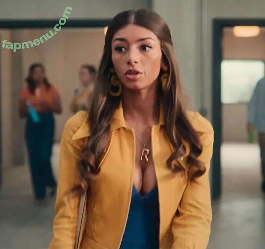 Mimi Keene nude photo #0241 (mimikeene3)