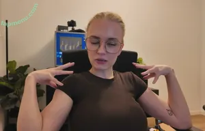 Mimi Lintrup / mimimimichaela nude photo #0181