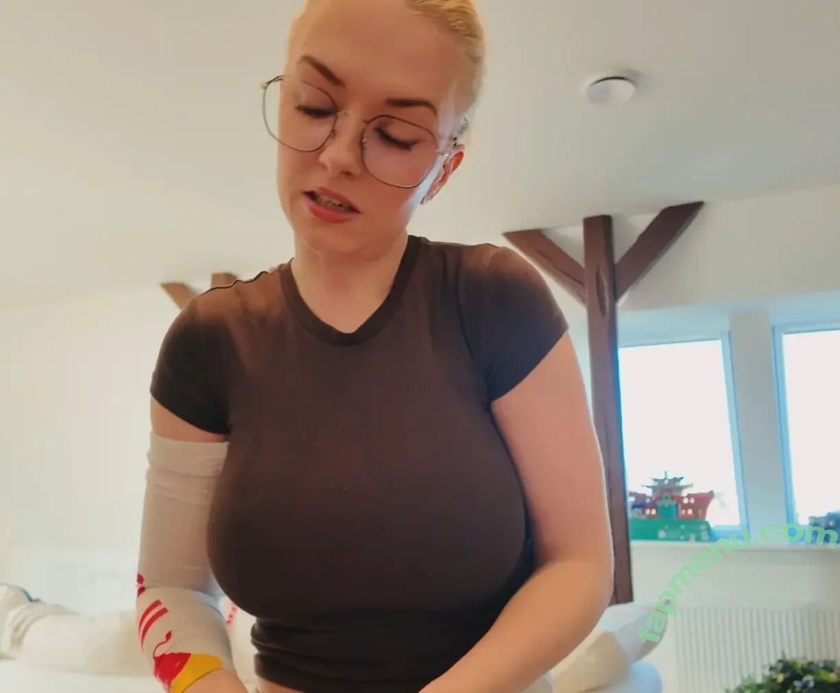 Mimi Lintrup nude photo #0177 (mimimimichaela)