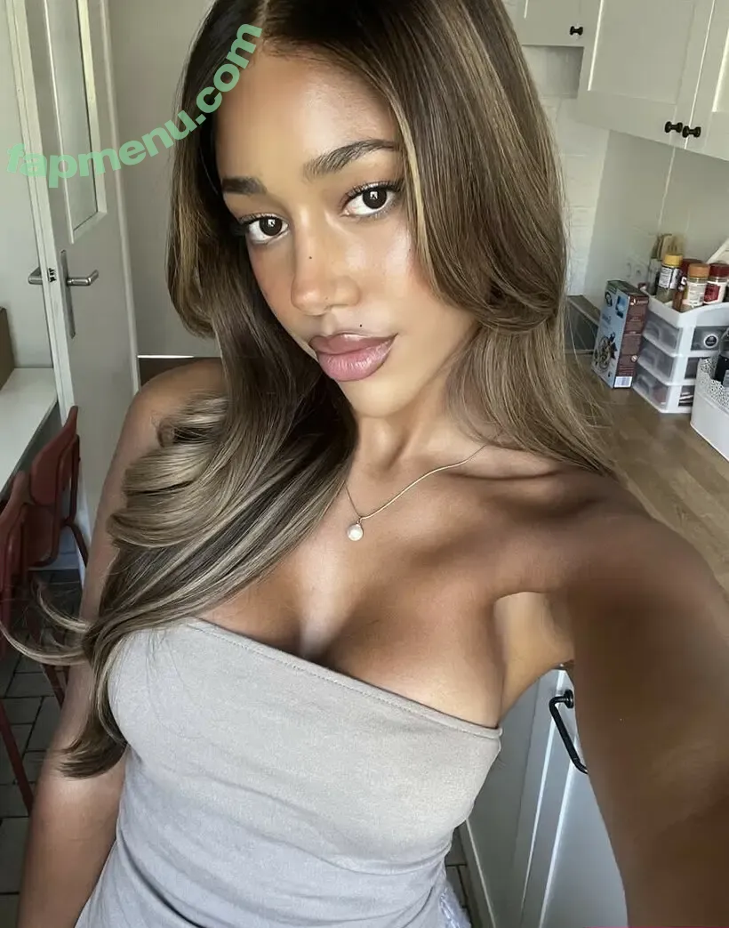 Mimiadu nude photo #0023 (Michelle Adu)