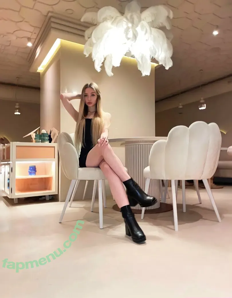 mimiknox_official nude photo #0009 (reel)