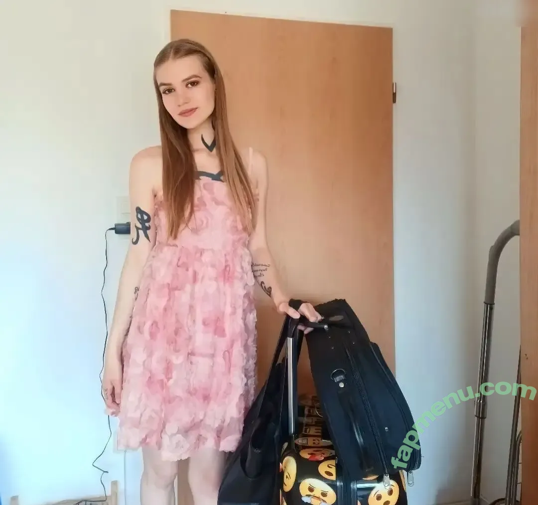 Mimisplace nude photo #0069 (mimiiyous... / mimisplaceofficial)