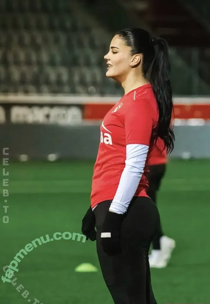 Mimoza Hamidi nude photo #0045 (hamidimimoza / mimoza.hamidi)