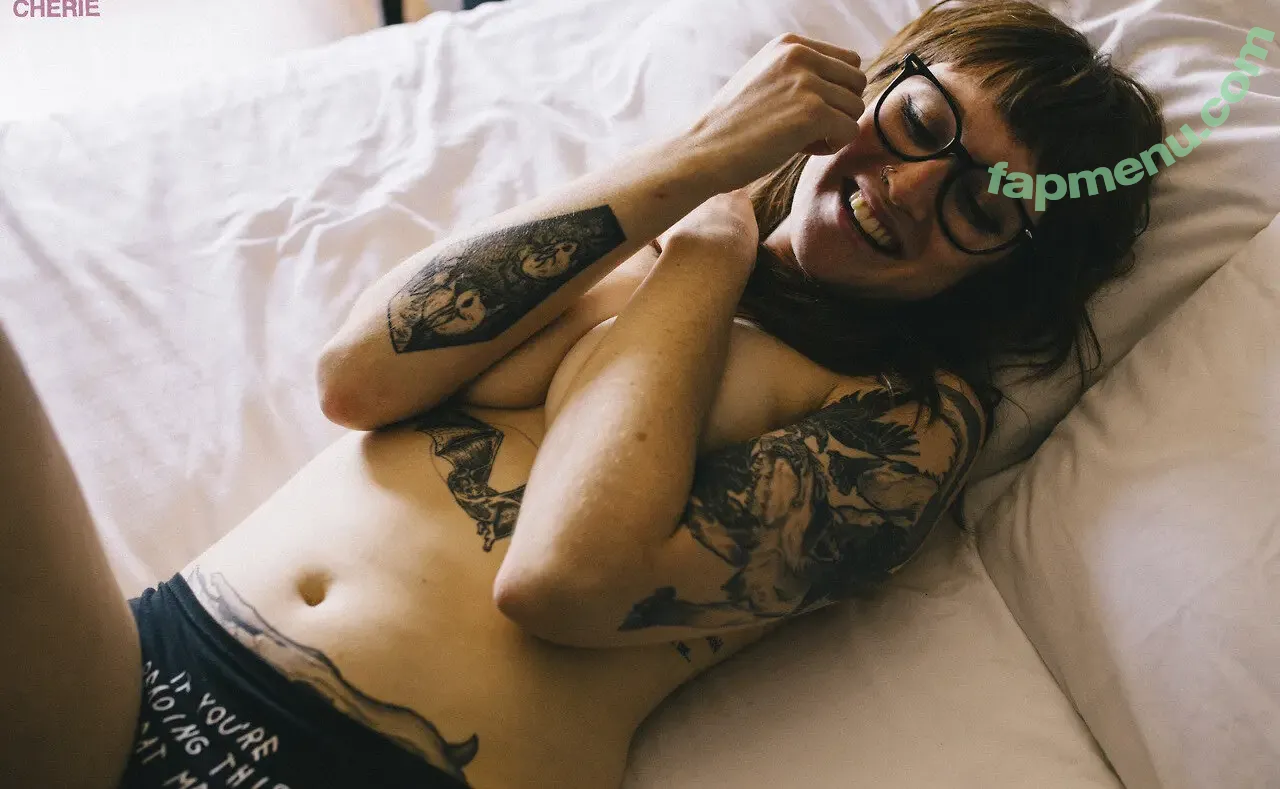 MIMP nude photo #3049 (Me In My Place / meinmyplace / u111922061)