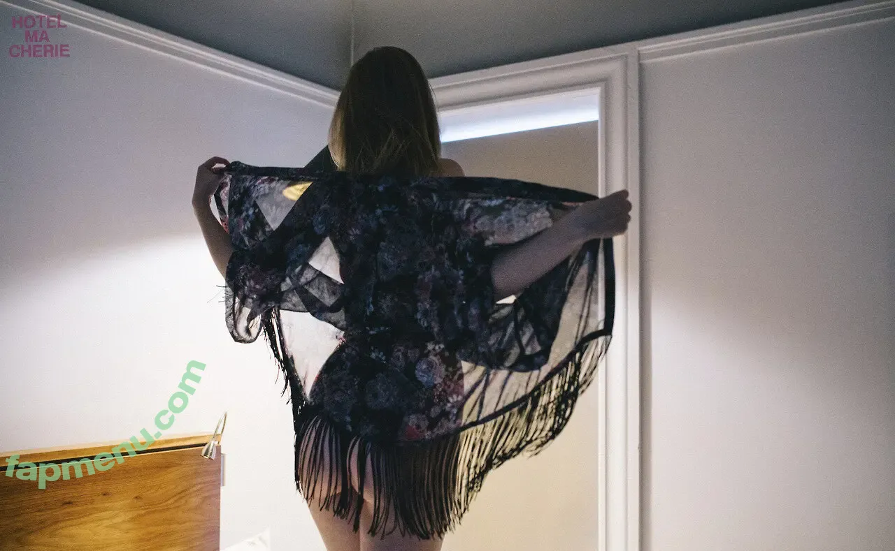 MIMP nude photo #3152 (Me In My Place / meinmyplace / u111922061)