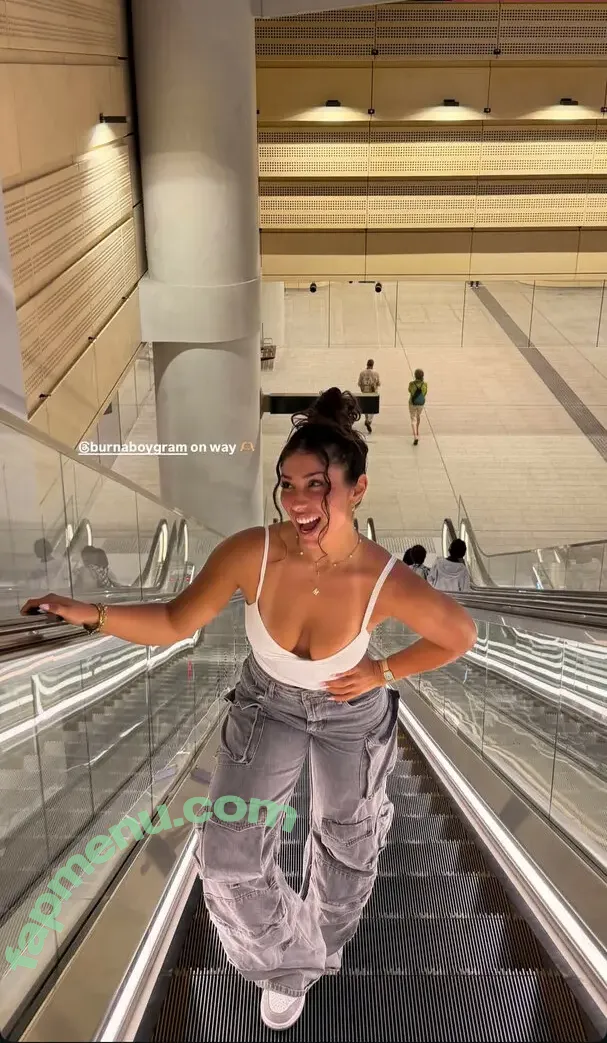 Mimsdaily.life nude photo #0110 (Mim Hamadache)