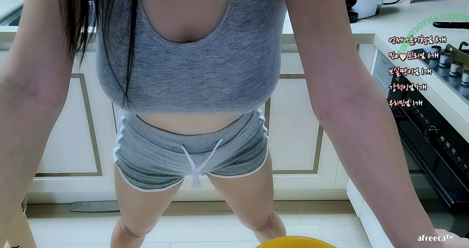 Min.E nude photo #0085 (93.sss)