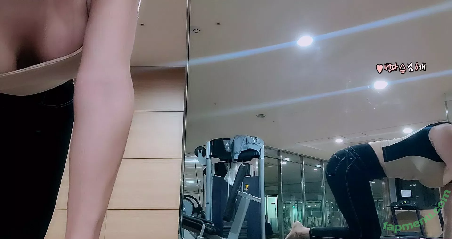 Min.E nude photo #0100 (93.sss)