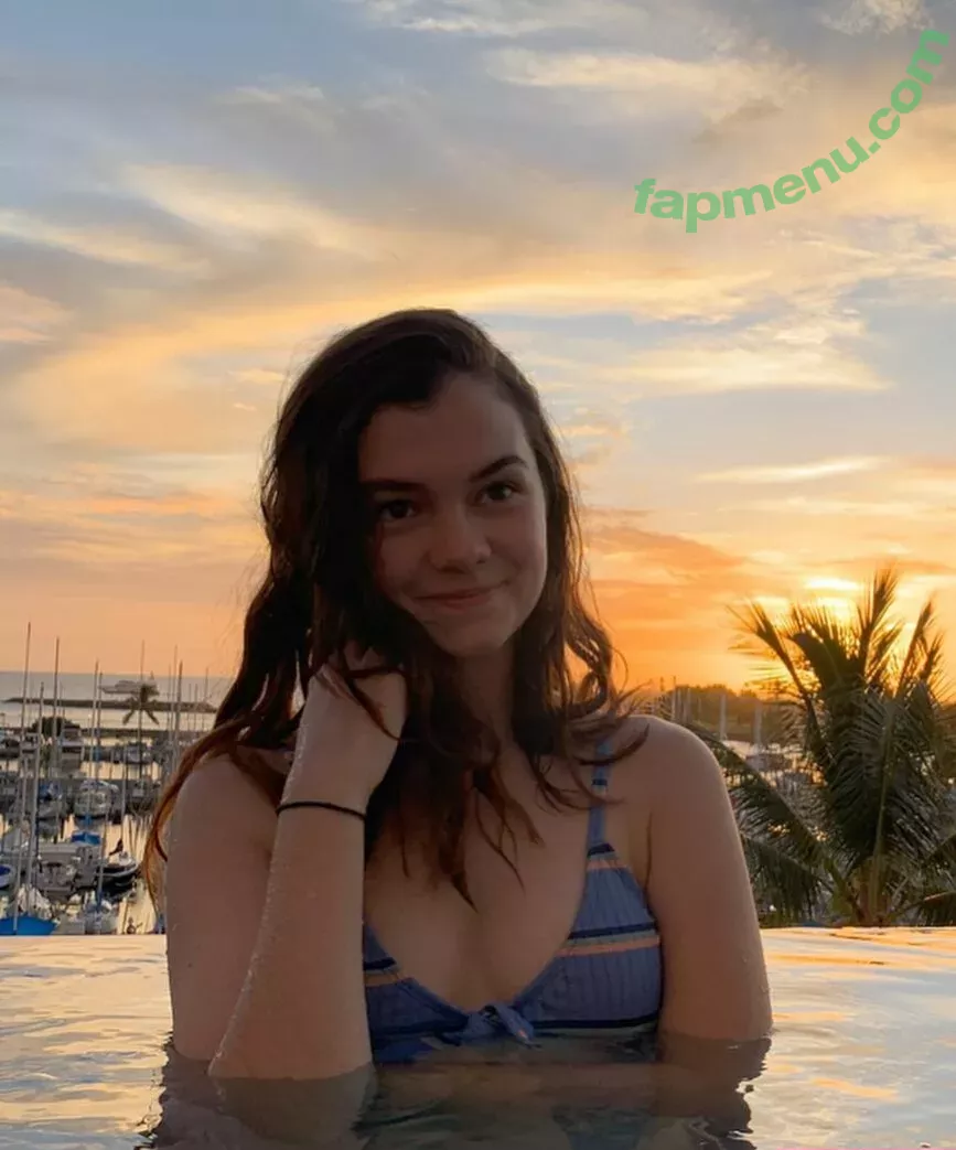 Mina Kess nude photo #0137 (kess.ink / minakess)