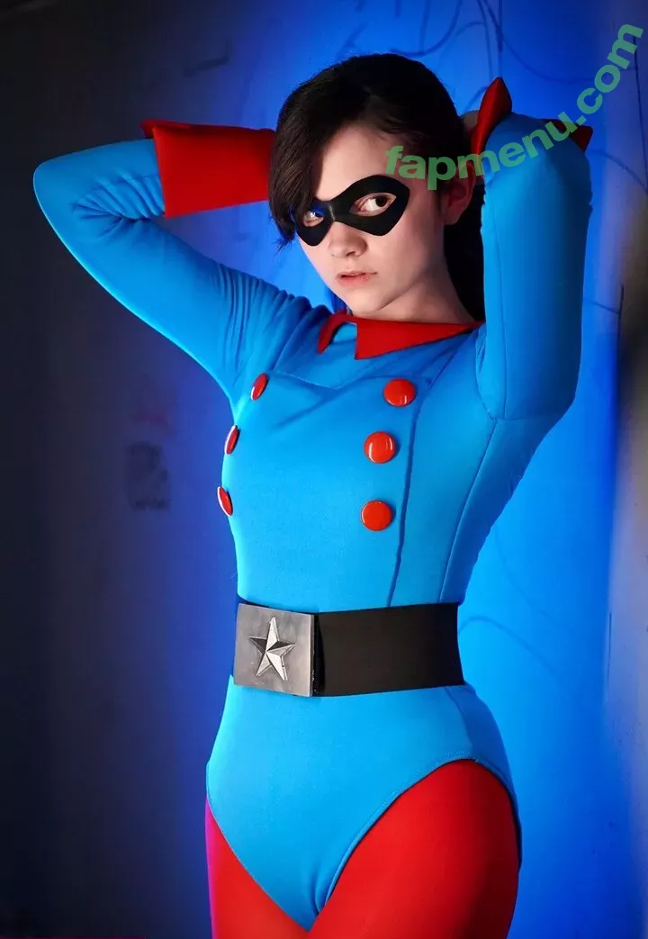 Mina Kess nude photo #0194 (kess.ink / minakess)