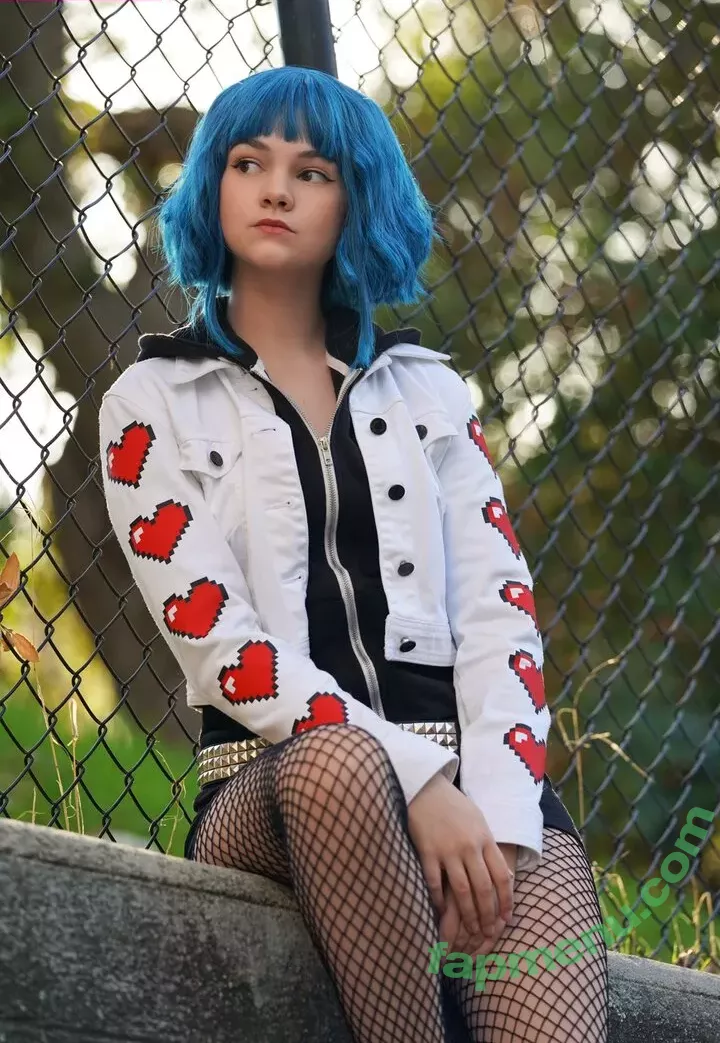 Mina Kess nude photo #0205 (kess.ink / minakess)