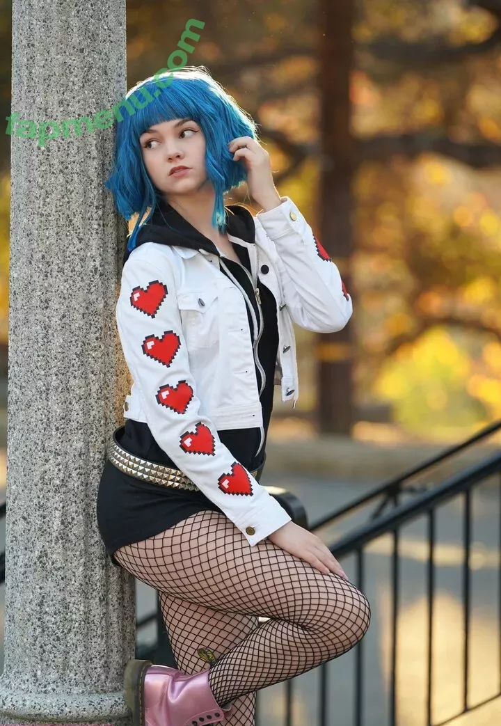 Mina Kess nude photo #0209 (kess.ink / minakess)