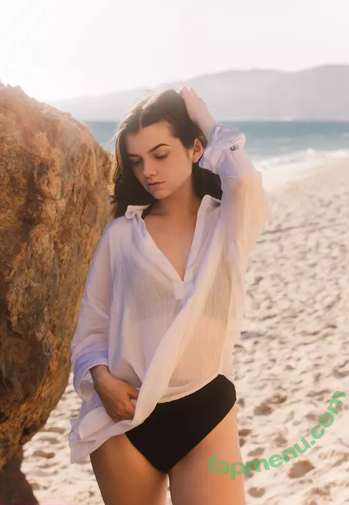 Mina Kess nude photo #0293 (kess.ink / minakess)