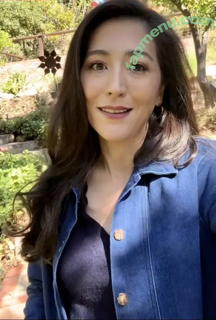 Mina Kimes nude photo #0380 (mina_kimes)