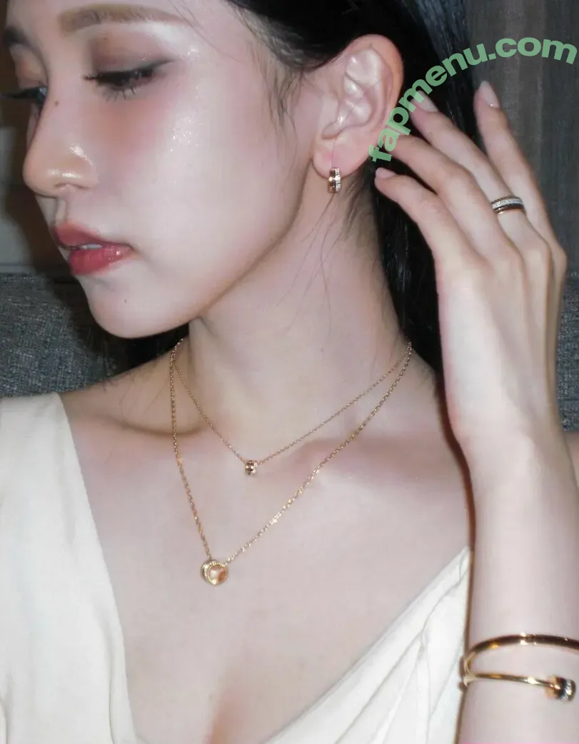 Mina Myoi nude photo #0052 (TWICE / latinamina / mina_sr_my)