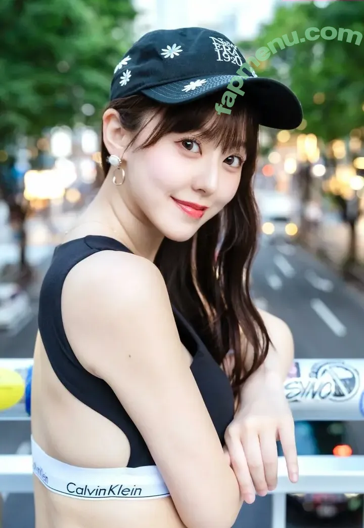 mina_pochico nude photo #0088 (Mina Pochico)