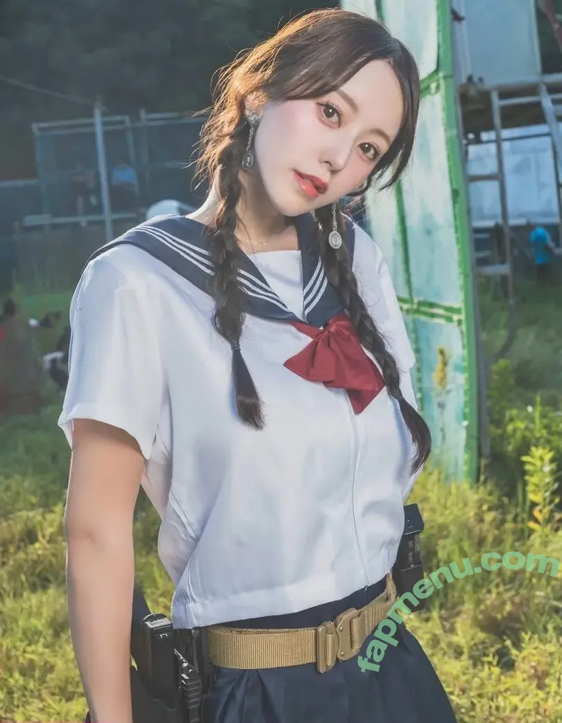 mina_pochico nude photo #0196 (Mina Pochico)