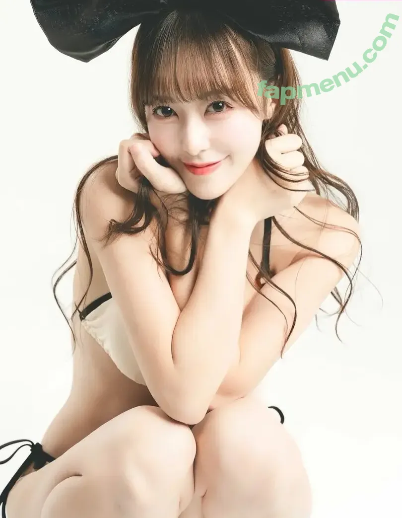 mina_pochico nude photo #0251 (Mina Pochico)