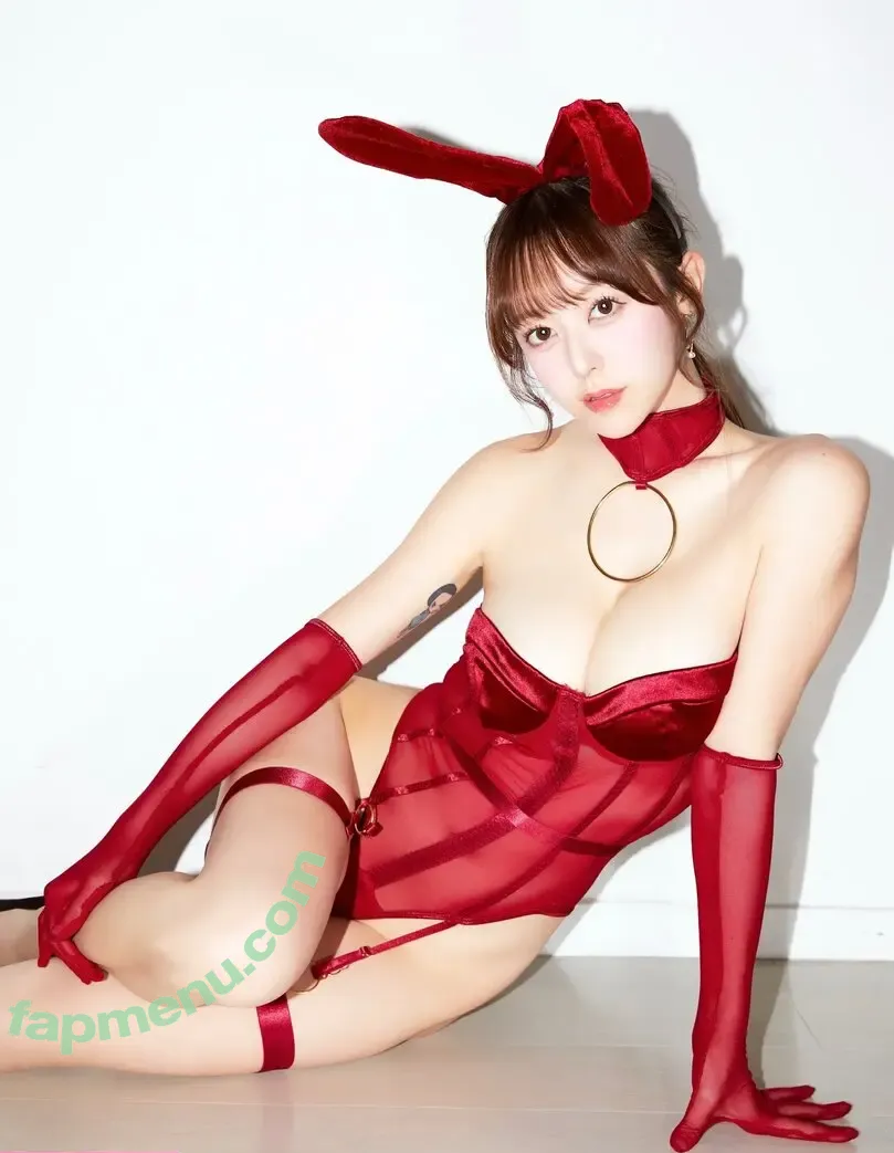 mina_pochico nude photo #0268 (Mina Pochico)