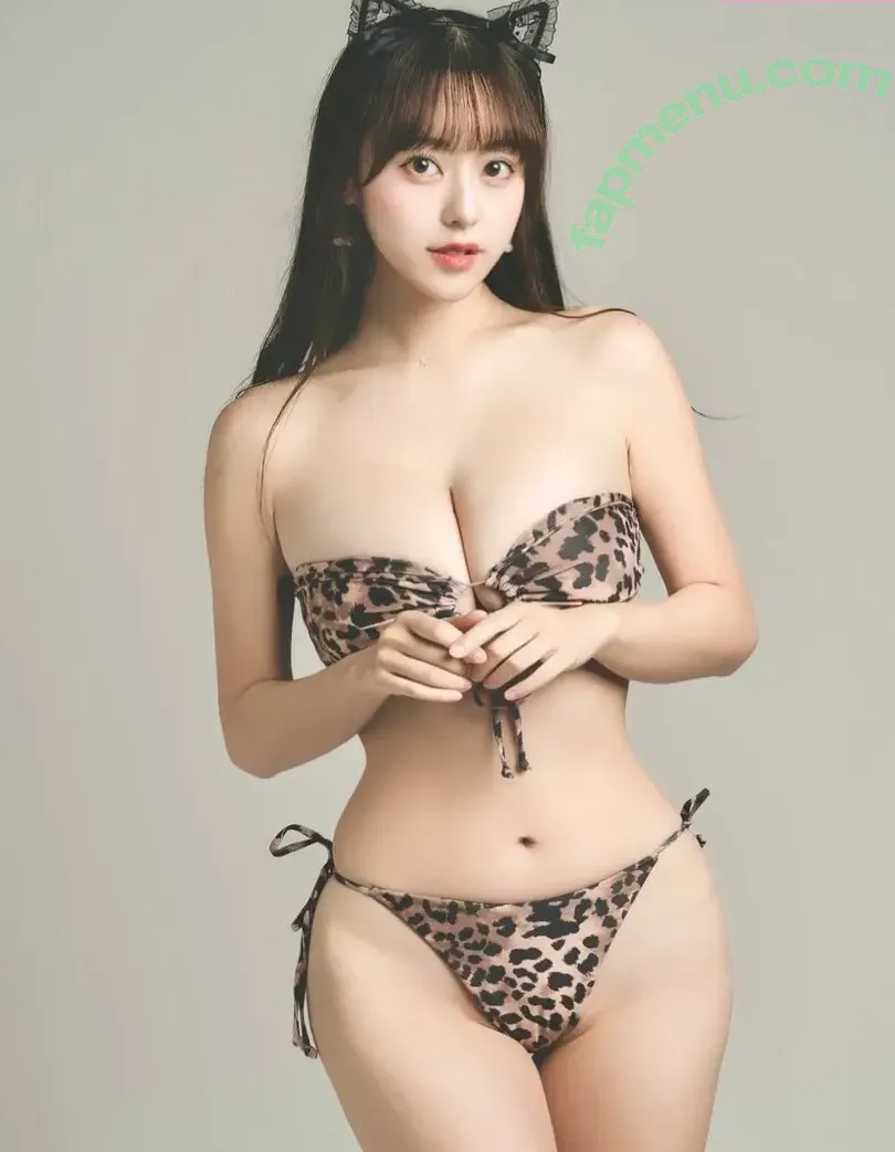 mina_pochico nude photo #0285 (Mina Pochico)