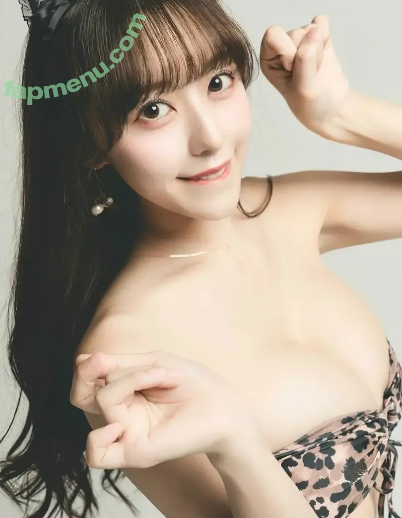 mina_pochico nude photo #0286 (Mina Pochico)