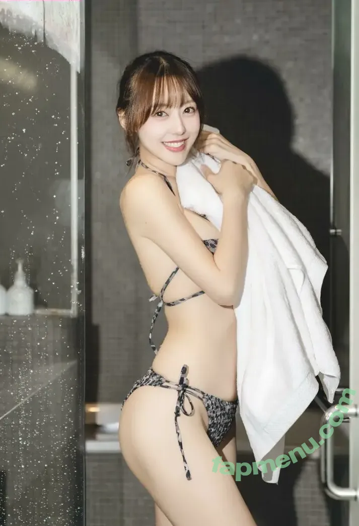 mina_pochico nude photo #0322 (Mina Pochico)