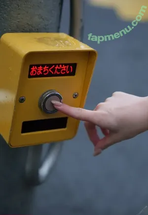 Minamo / minamo_j / みなも nude photo #0015