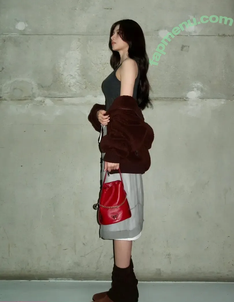 Minatozaki Sana (TWICE) nude photo #0030 (m.by__sana)