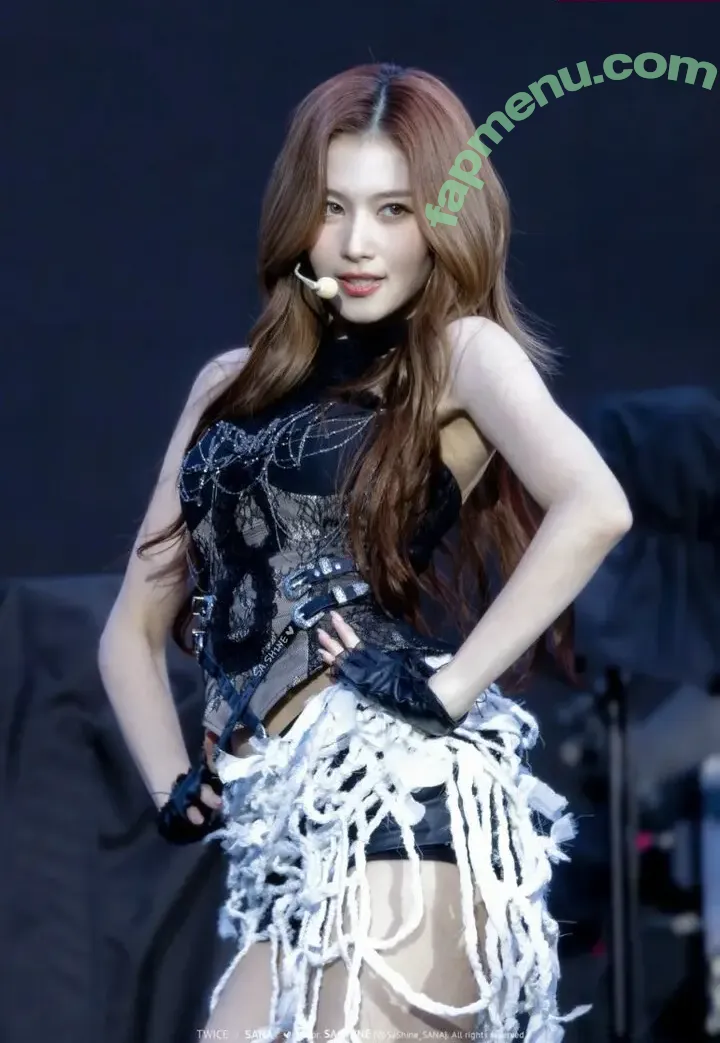 Minatozaki Sana nude photo #0071 (TWICE / m.by__sana)