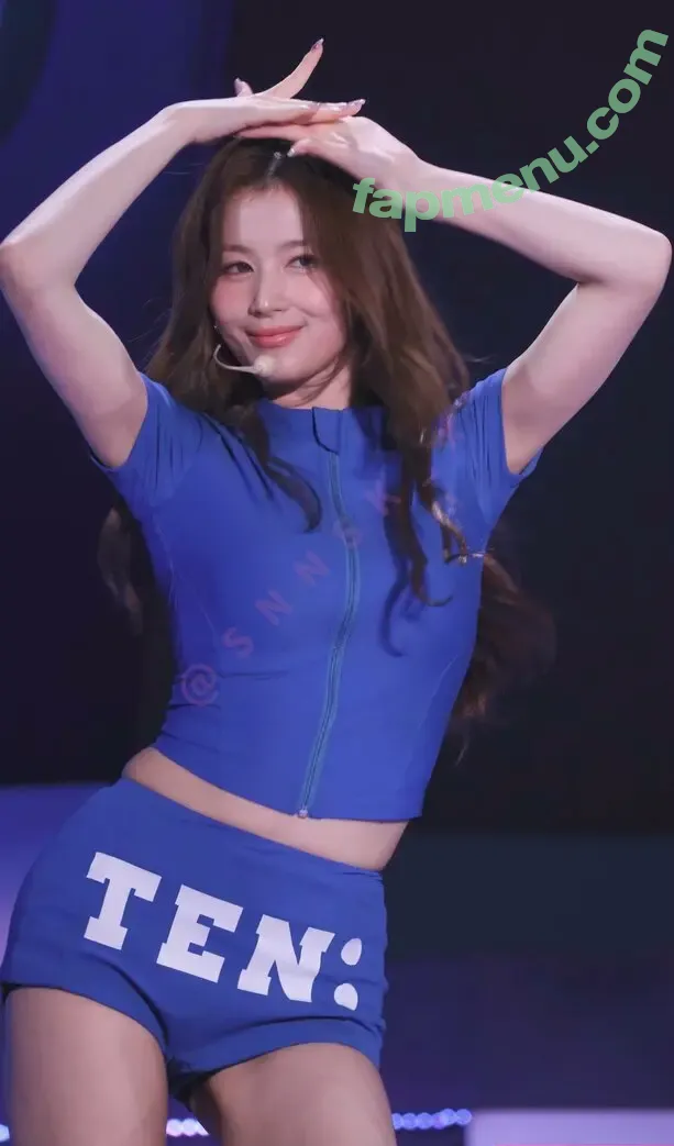 Minatozaki Sana nude photo #0159 (TWICE / m.by__sana)