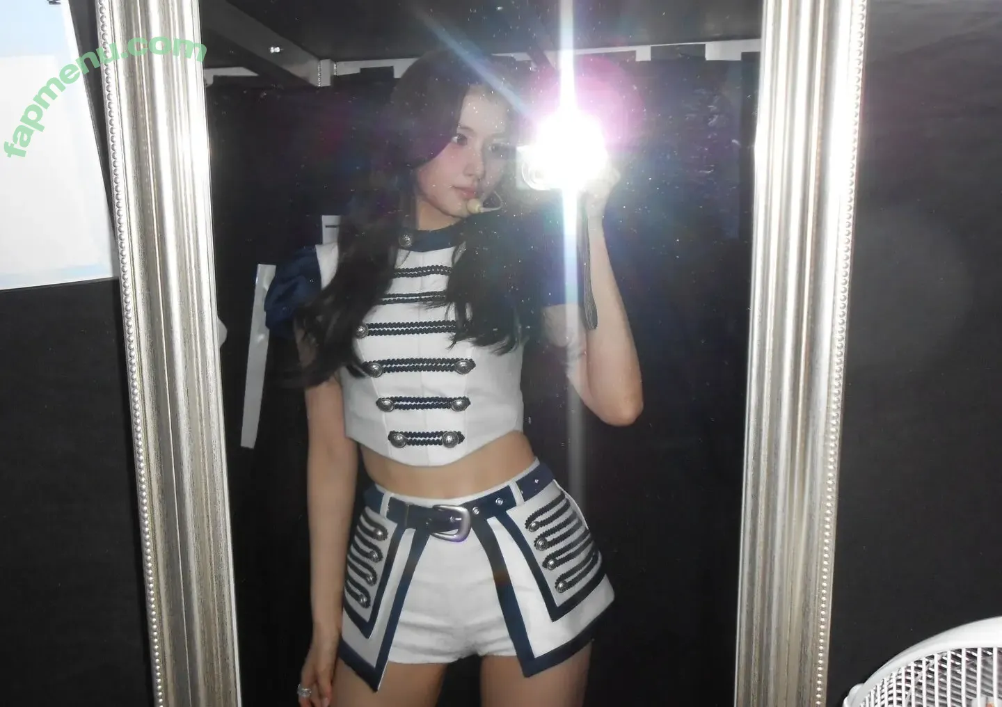 Minatozaki Sana nude photo #0177 (TWICE / m.by__sana)