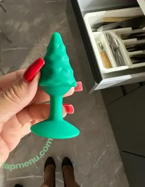 mindiyarova11 / mindi11 nude photo #1211