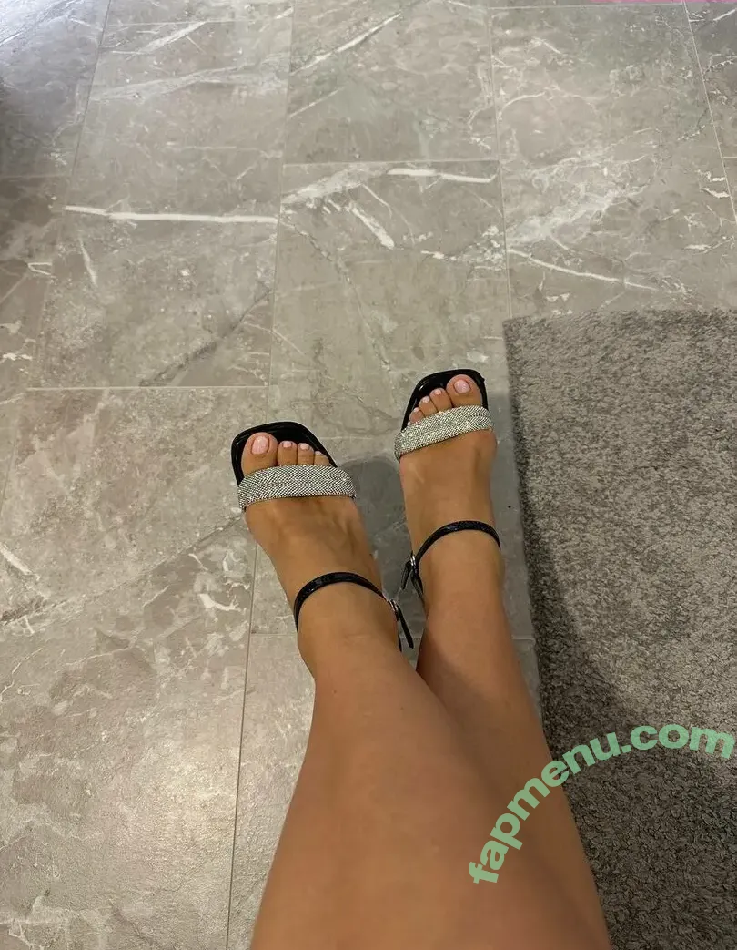 mindiyarova11 nude photo #1070 (mindi11)