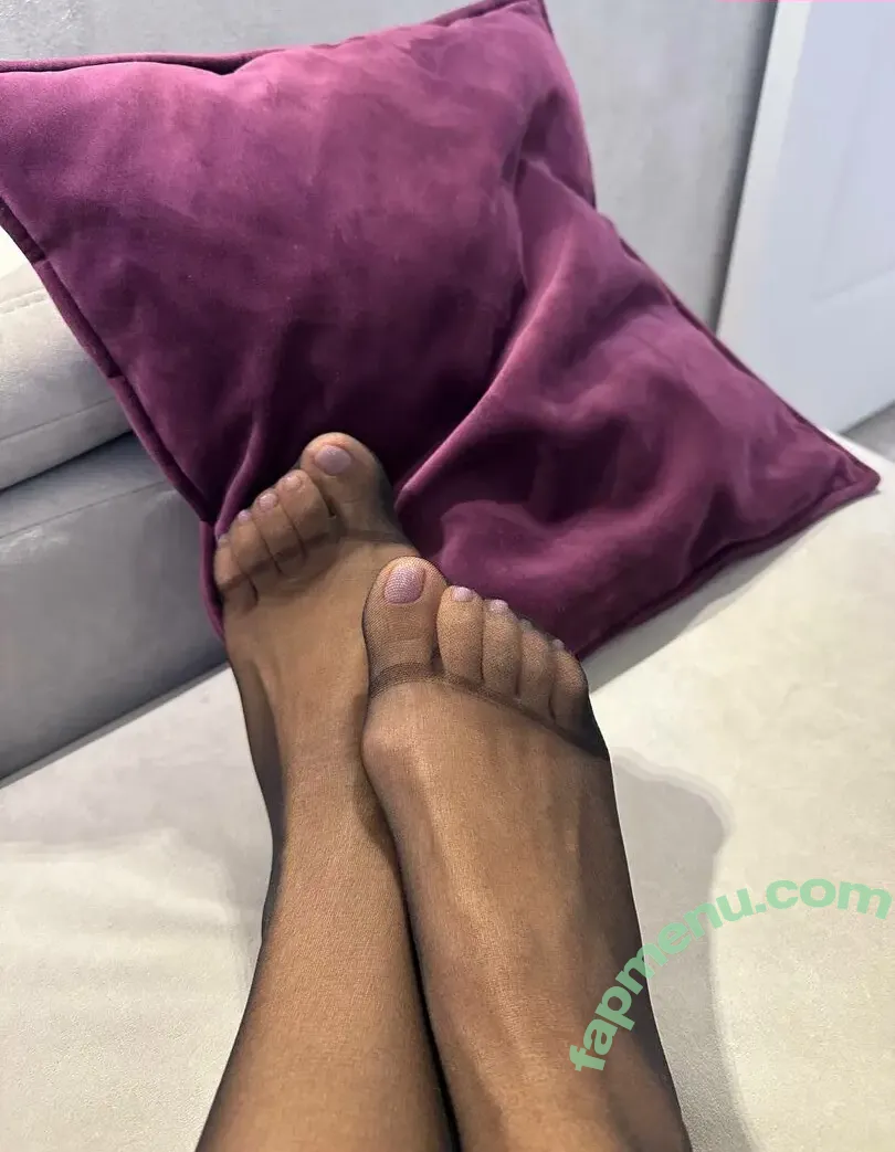 mindiyarova11 nude photo #1074 (mindi11)