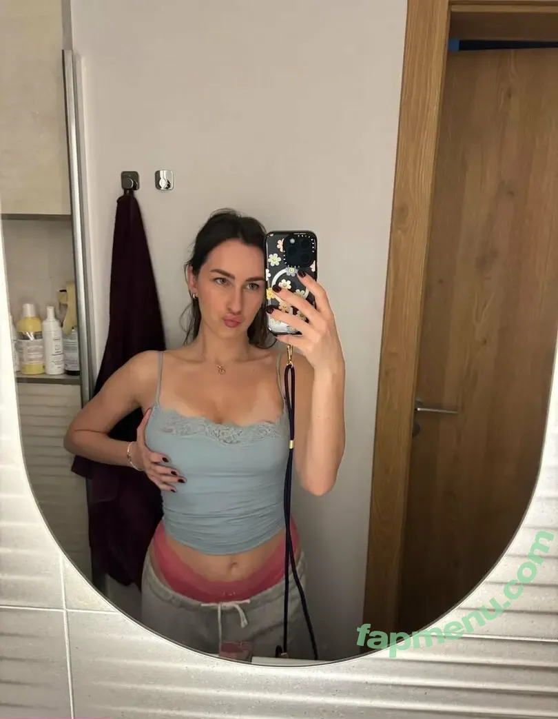 Mini Mimi nude photo #0030 (mini.mimi555 / vipmini_mimi)