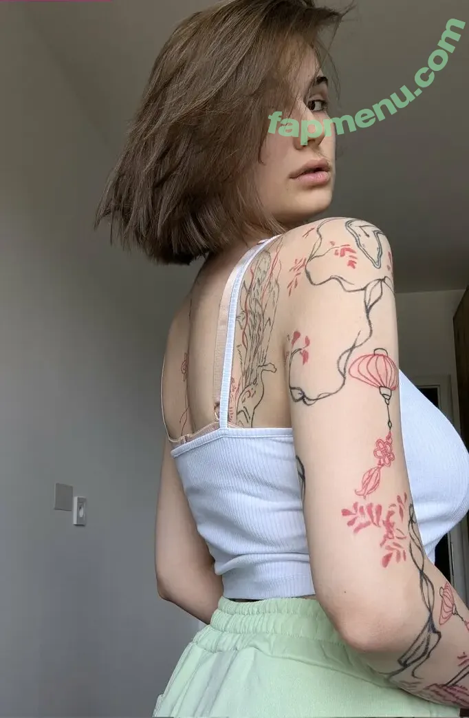 mini__pi_g nude photo #0079 (mini._.pig_)