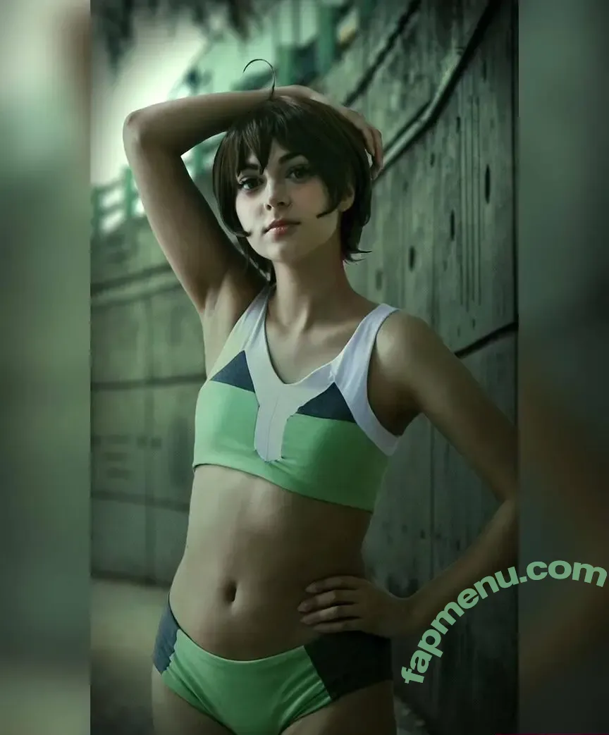 Mini The Moon nude photo #0008 (miniloonaa / minimooncosplay)