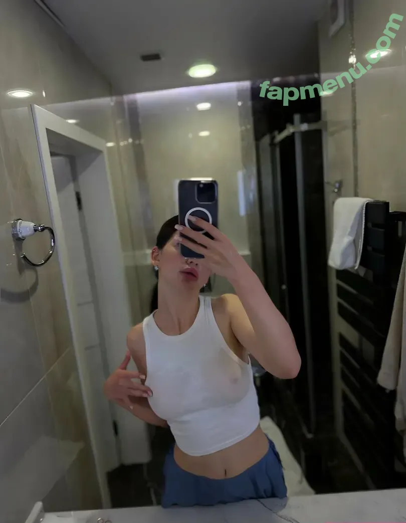 miniidi nude photo #0002 (_minididi)