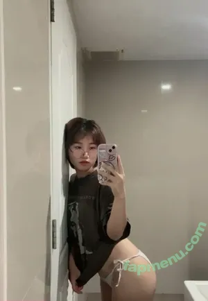  nude photo #0002