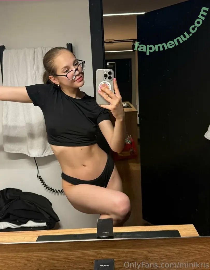 Minikrisss nude photo #0008 (Minikriss)