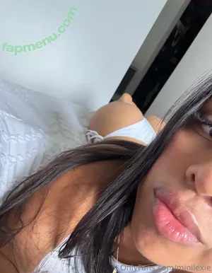  nude photo #0001