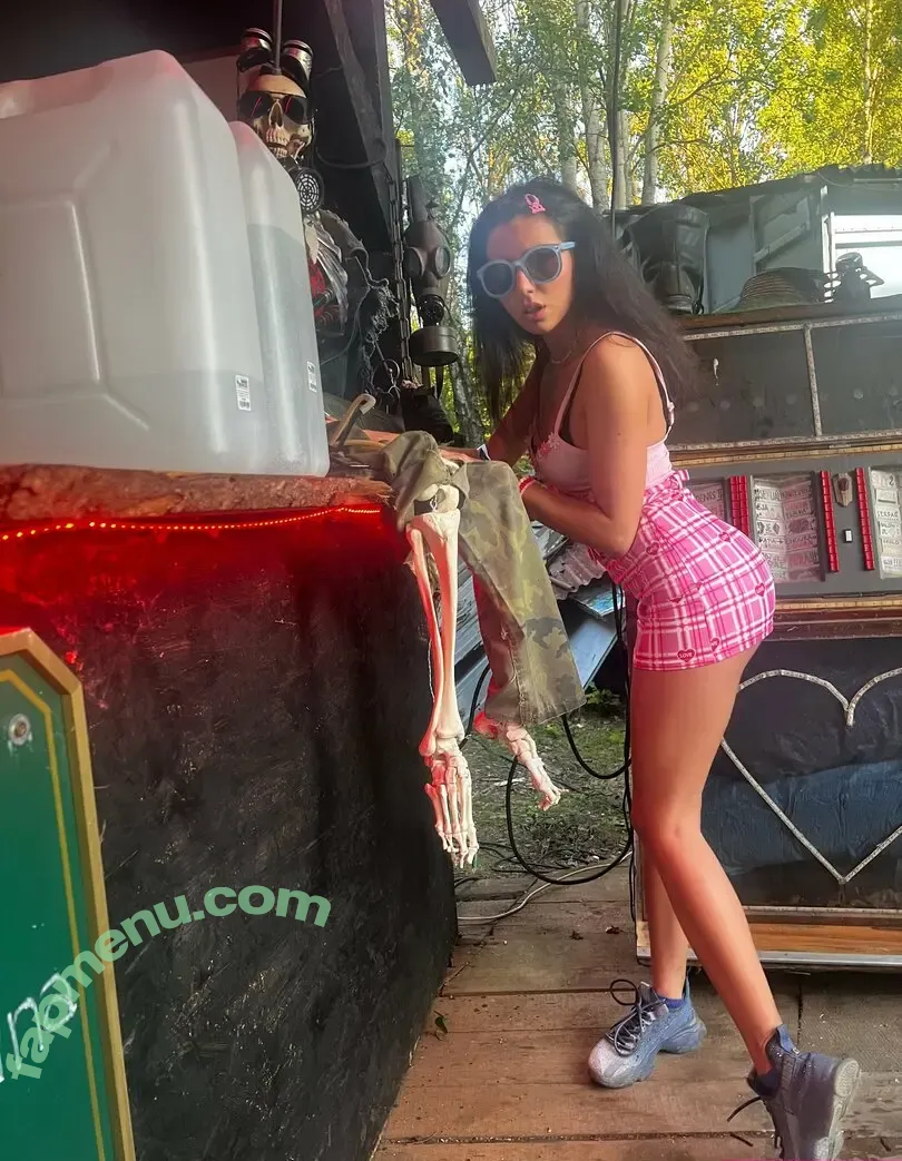 minimitzi nude photo #0032 (minimitzix)