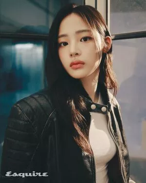 Minji / lovres_min__ / miniwithtattoos / newjeans_official nude photo #0015