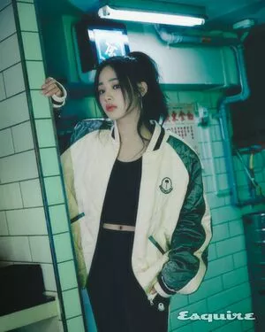 Minji / lovres_min__ / miniwithtattoos / newjeans_official nude photo #0017