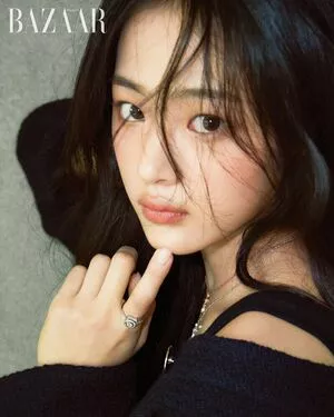 Minji / lovres_min__ / miniwithtattoos / newjeans_official nude photo #0055