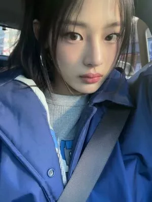 Minji / lovres_min__ / miniwithtattoos / newjeans_official nude photo #0085